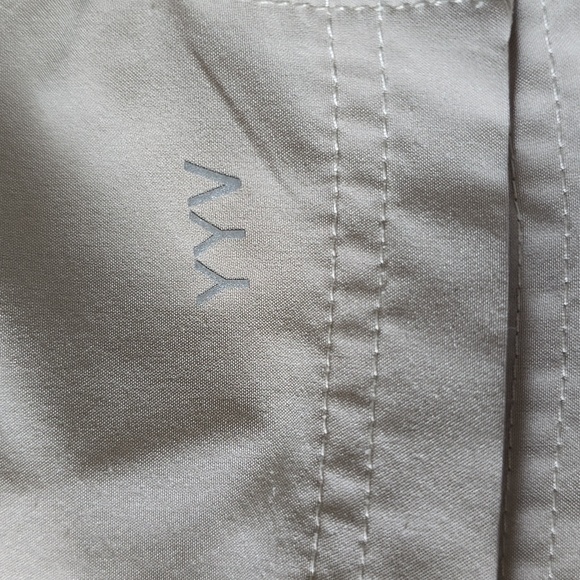 YYV shorts - Picture 2 of 2